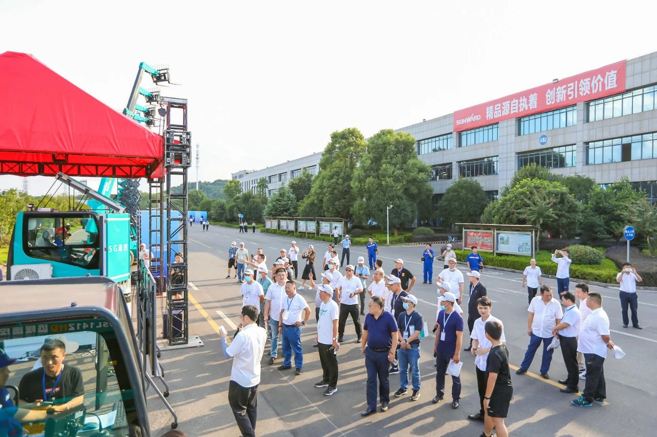 远程？+仿真培训！全球初创5G？胤抡媾嘌抵腔燮教ń艹隽料