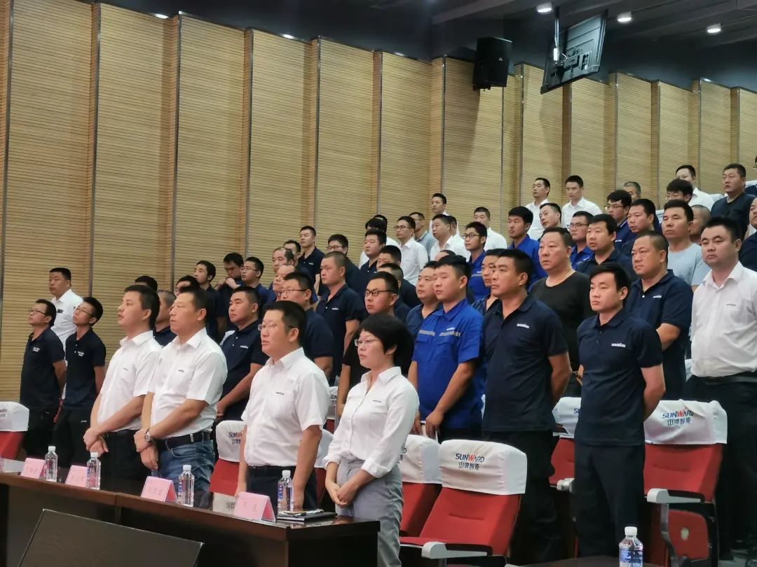 3499拉斯维加斯线路智能挖掘机事业部启动2021服务技术评定暨服务万里行总结大会