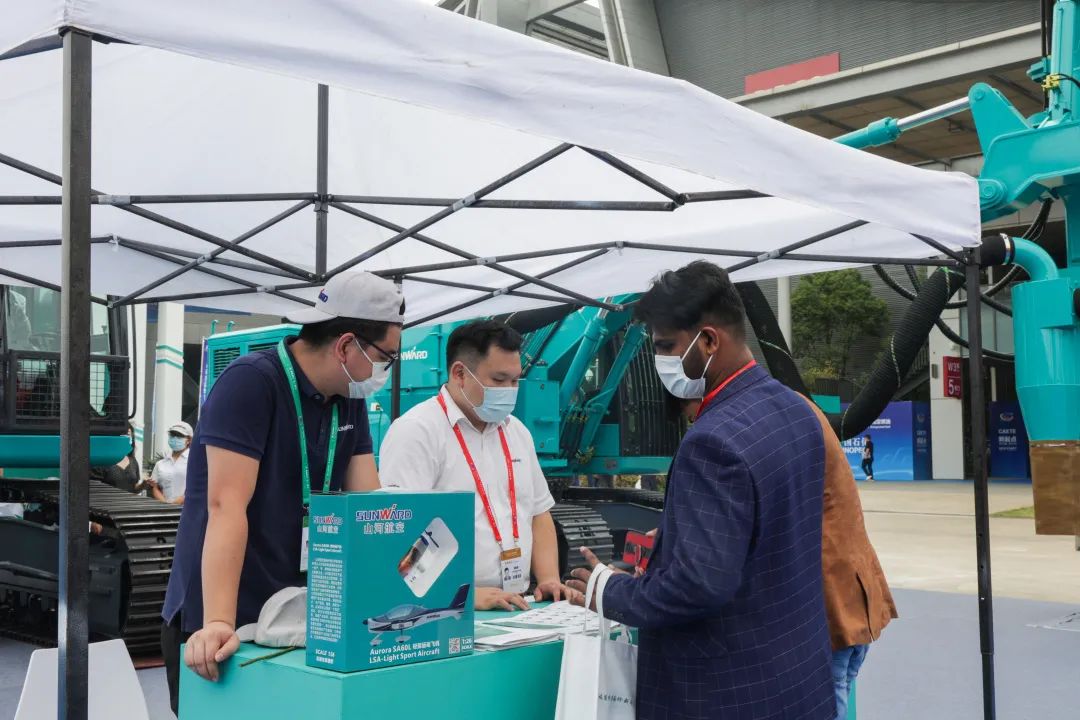 亮相中非经贸展览会！3499拉斯维加斯线路智能尽展工程机械国产品牌魅力