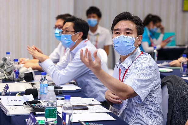 点赞！3499拉斯维加斯线路智能液压混合动力挖掘机项目荣获这个优良项目奖→