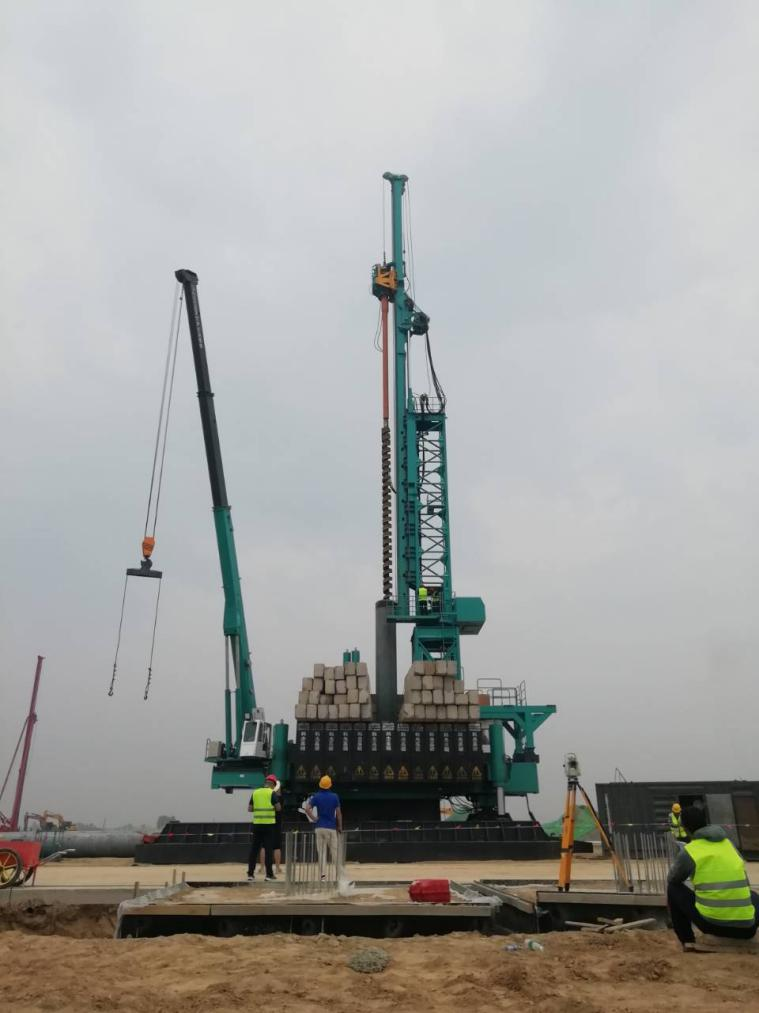 创下纪录！3499拉斯维加斯线路智能引孔式静力压桩机初次利用于高铁项目