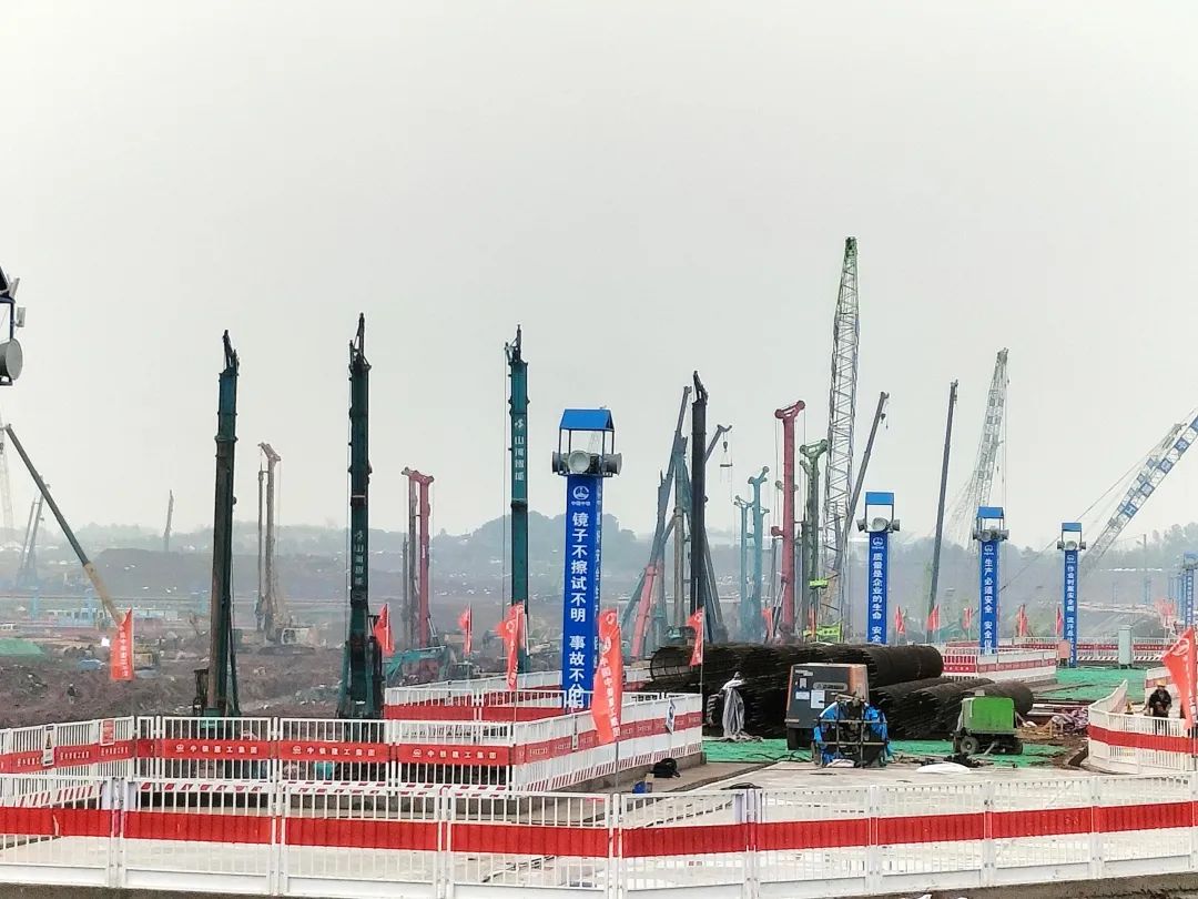 “3499拉斯维加斯线路绿”杰出亮相！3499拉斯维加斯线路智能设备全面助力长沙机场改扩建项目