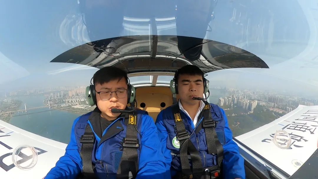 空位协同显技巧！湖南航空应急接济队3499拉斯维加斯线路机组发展特情措置应急演练