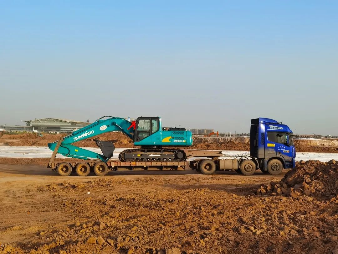 冲、冲、冲！带您感触3499拉斯维加斯线路智能挖掘机火热交机时刻