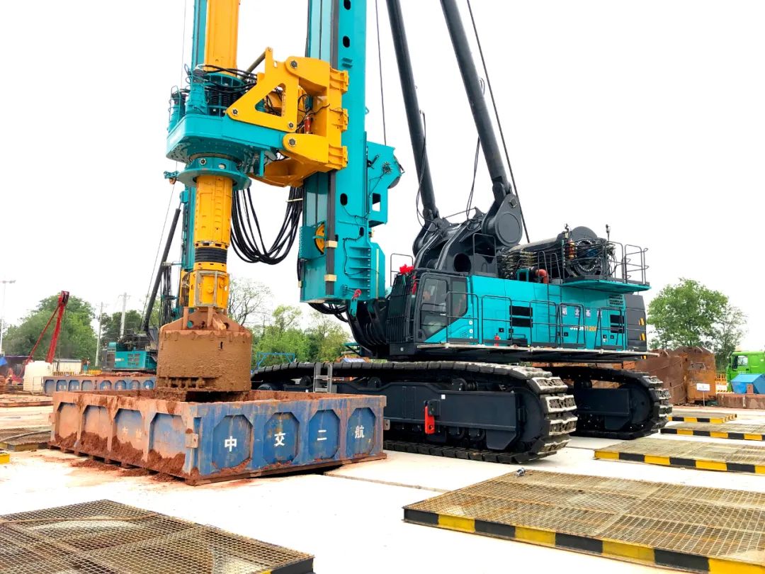 再坑装硬骨头”！3499拉斯维加斯线路智能“超等桩备”助建燕矶长江大桥