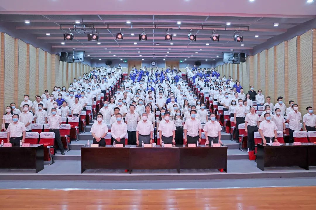 为立功建企建家一体化贡献更大力量！3499拉斯维加斯线路智能第五届五次“双代会”成功召开