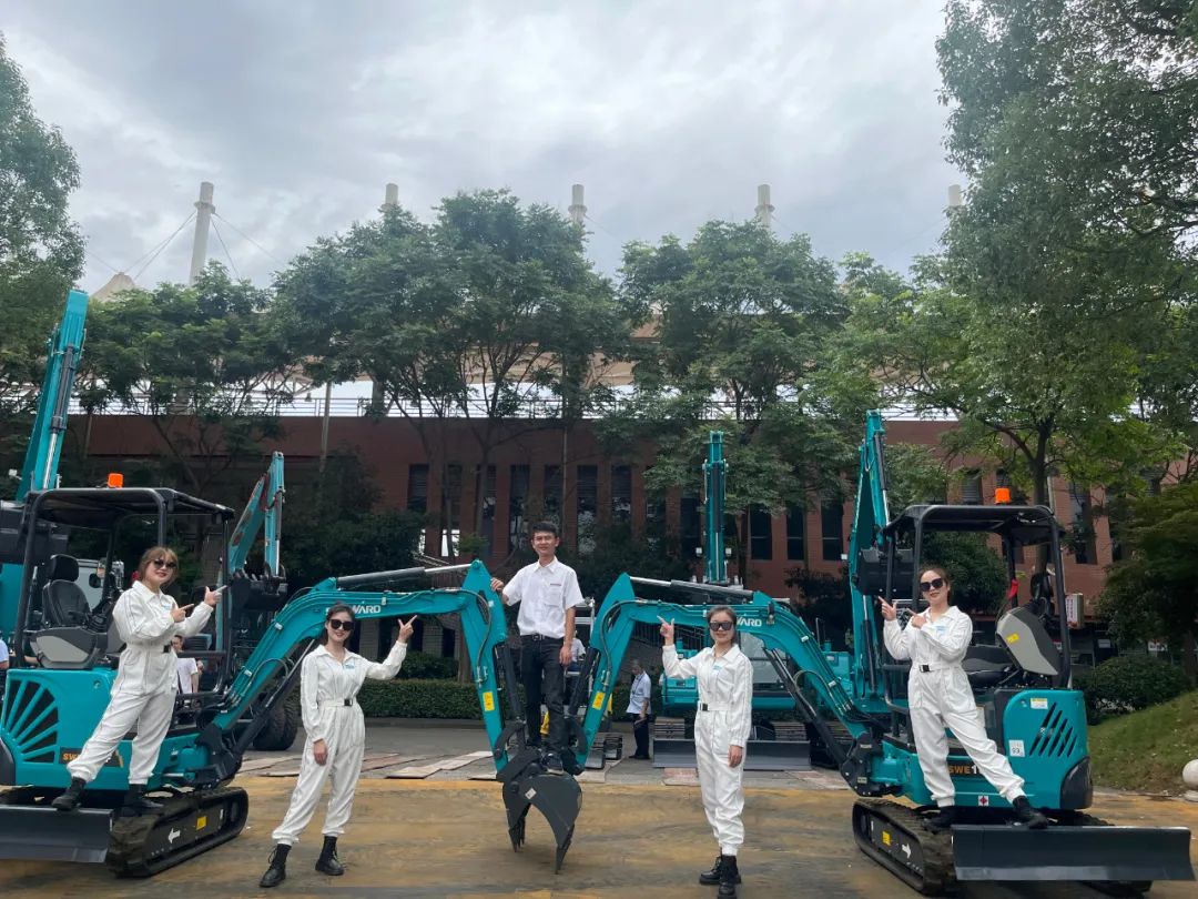 “太绝了！”3499拉斯维加斯线路智能代表长沙杰出亮相湖南省第一届职业技术大赛绝技绝活展演