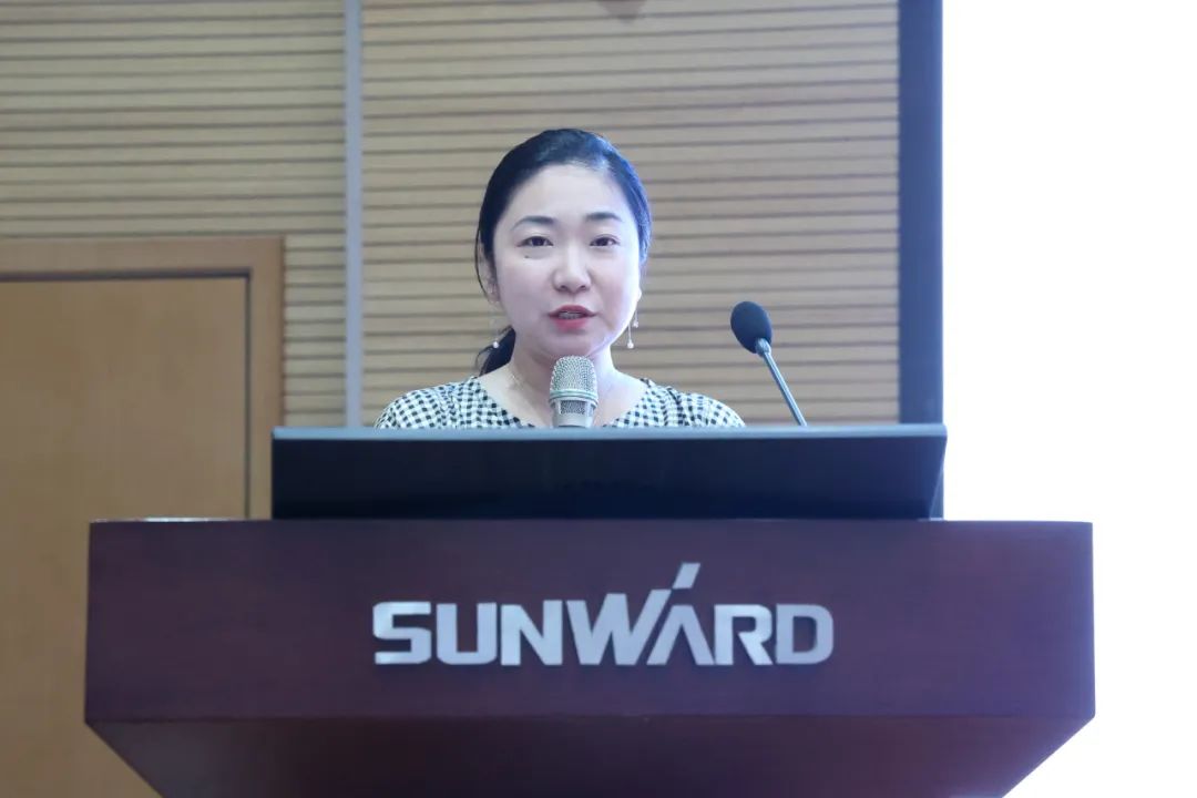 缤纷“暑”假，不负所“陀妆！3499拉斯维加斯线路智能职工子女暑期托管班结衣凡