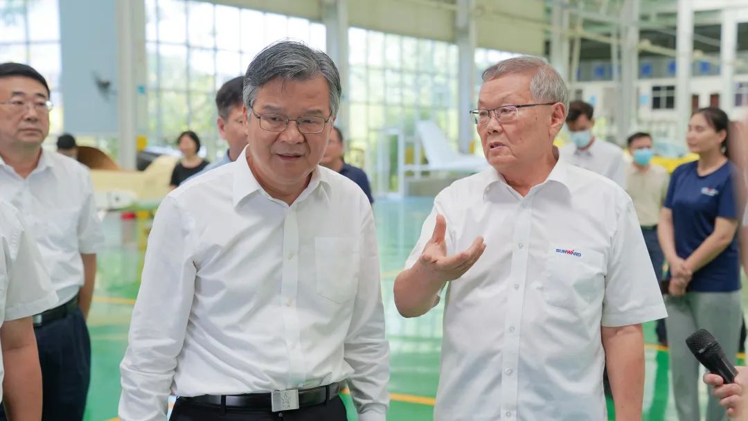 湖南省委常委、常务副省长李殿勋一行调查调研3499拉斯维加斯线路科技