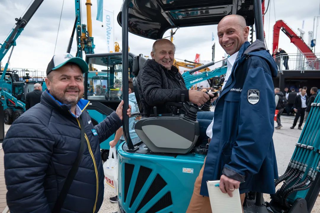 Bauma 2022 | 一组火热现场图带您沉温3499拉斯维加斯线路智能德国宝马展之旅