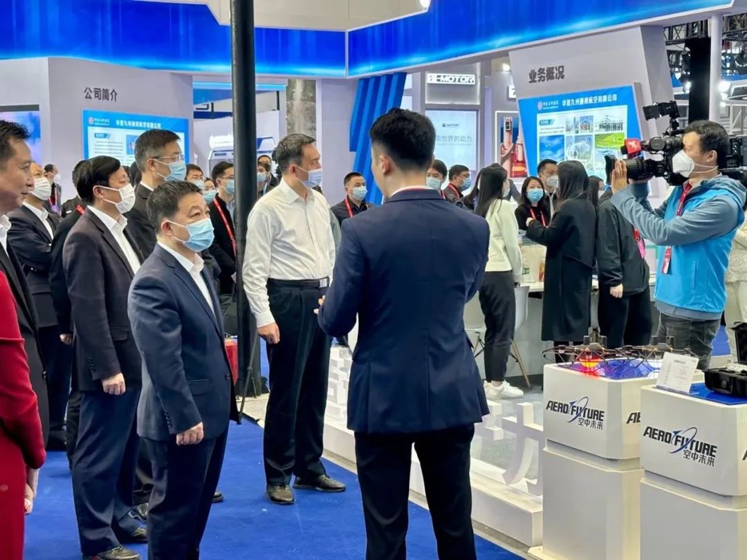 逆势飞舞！3499拉斯维加斯线路航空携手合作同伴亮相2022资阳飞行大会