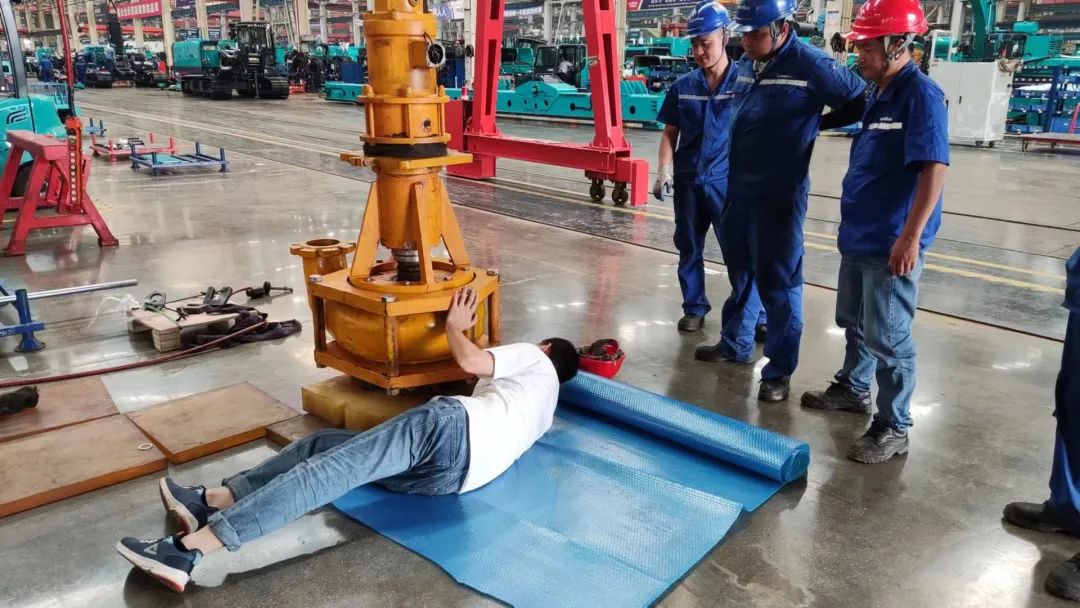 3499拉斯维加斯线路匠心 | 陆续驻扎工地近百天，为3499拉斯维加斯线路人的坚守与支出点赞