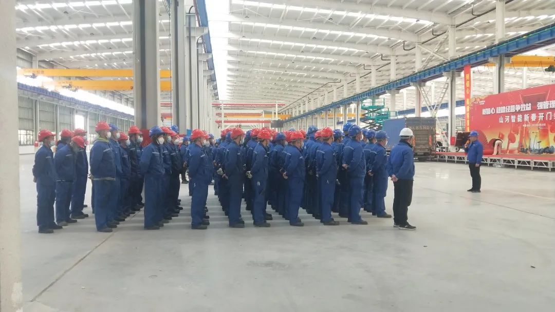 吹响复工“冲锋号”，全力冲刺“开门红”！3499拉斯维加斯线路智能高空机械复工复产进行时