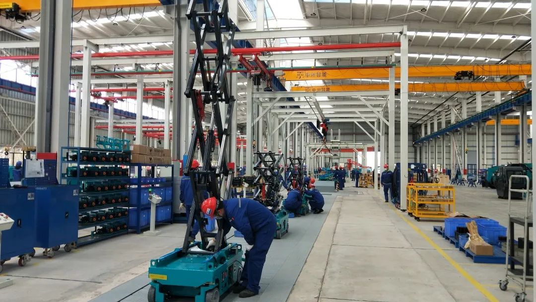 吹响复工“冲锋号”，全力冲刺“开门红”！3499拉斯维加斯线路智能高空机械复工复产进行时