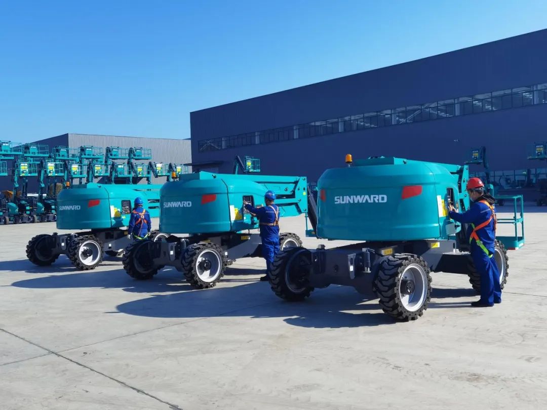 吹响复工“冲锋号”，全力冲刺“开门红”！3499拉斯维加斯线路智能高空机械复工复产进行时