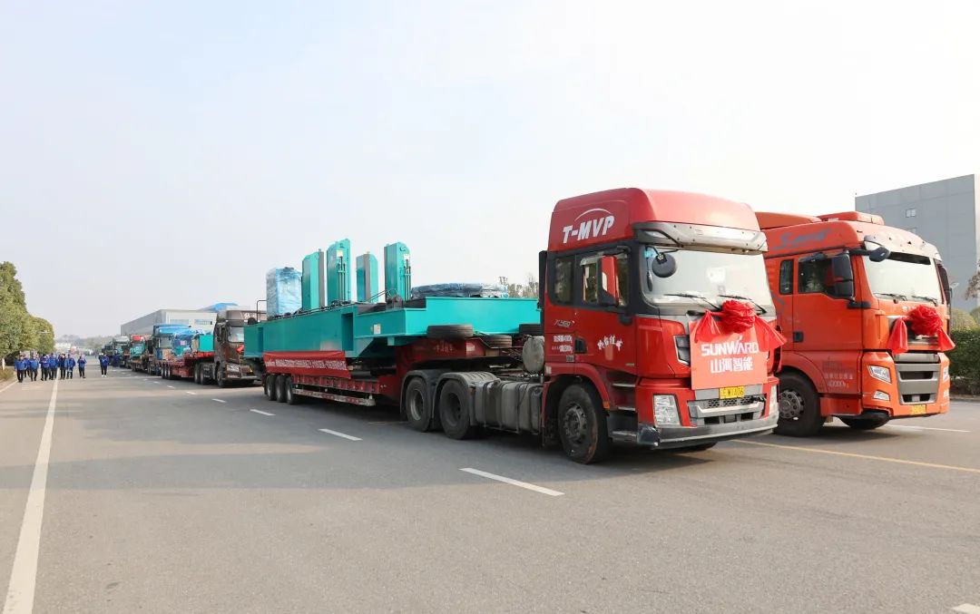 喜迎龙仰面！3499拉斯维加斯线路智能大吨位PDP工法引孔式静力压桩机出征哥伦比亚