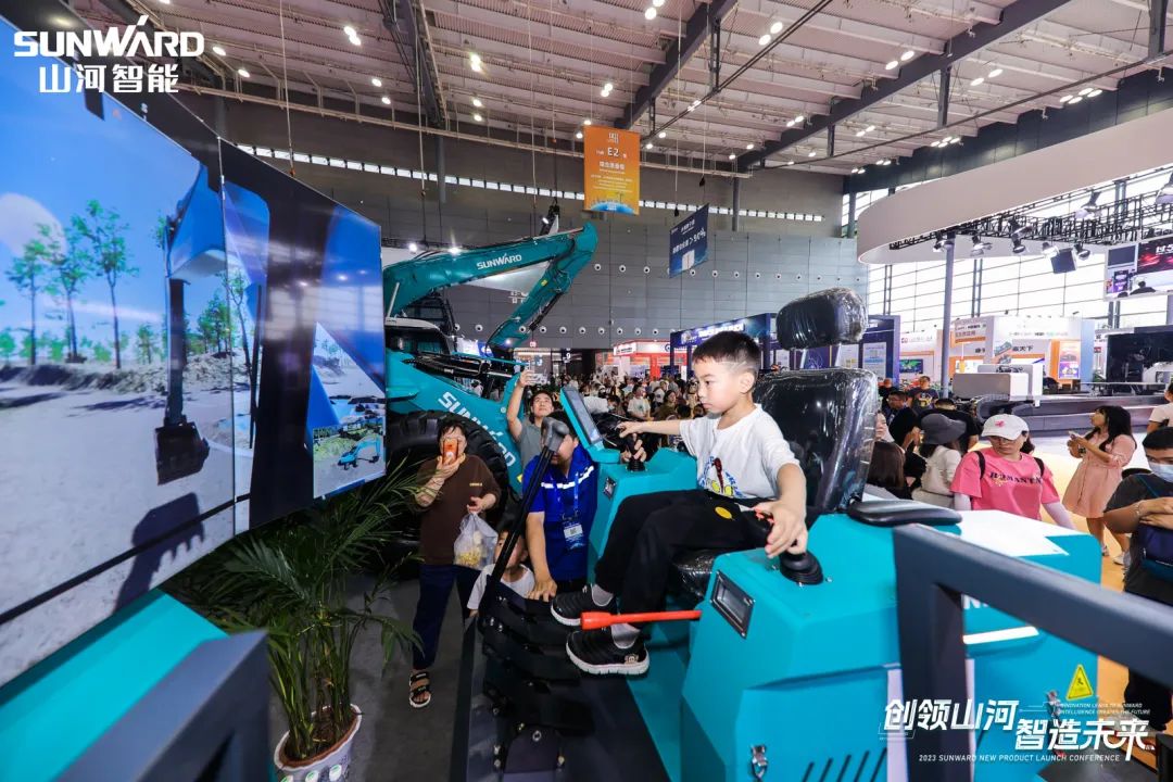 2023 CICEE | 全球工程机械盛会美满闭幕！3499拉斯维加斯线路智能交出闪亮答卷