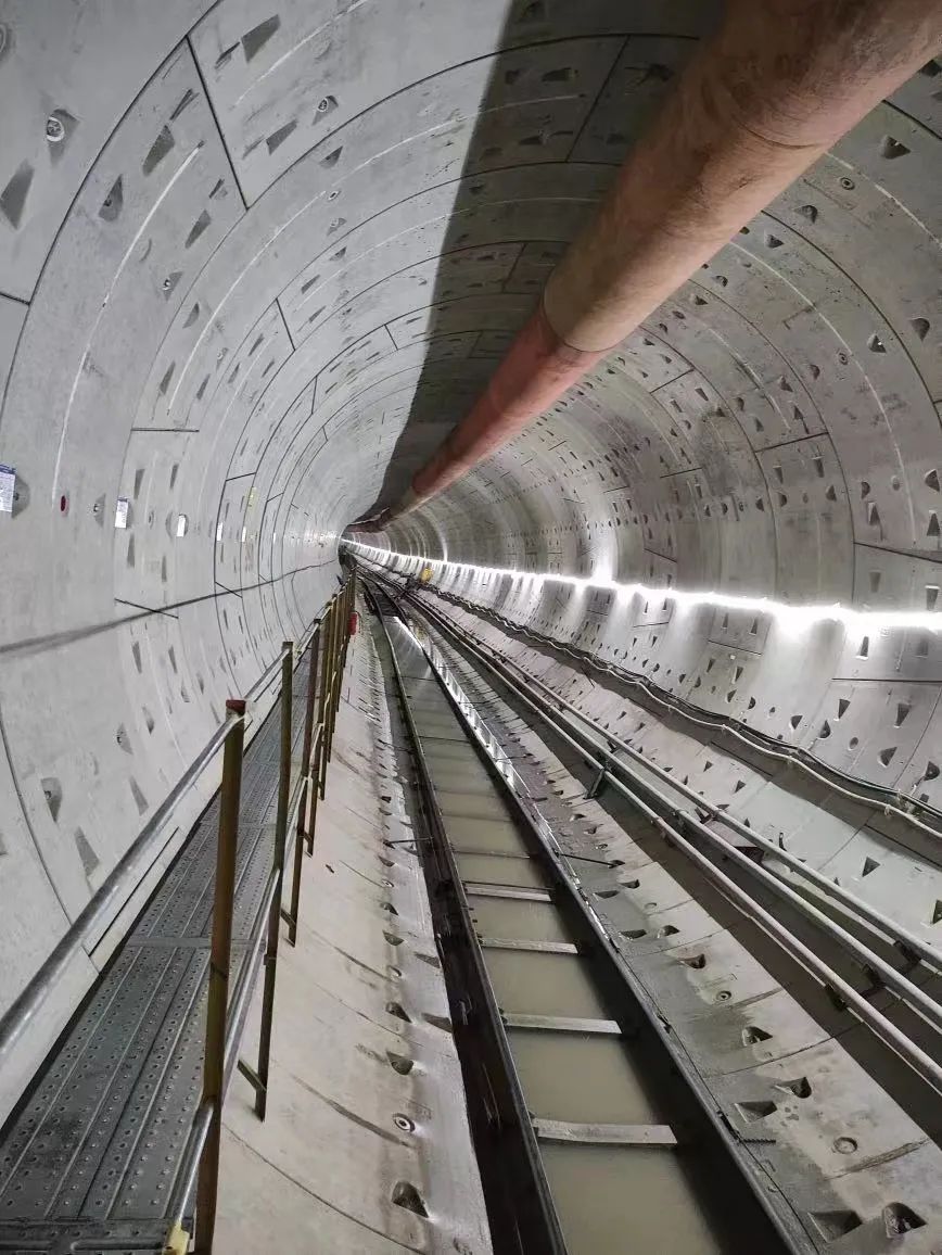 最新进展！中铁3499拉斯维加斯线路丽江地铁3号线低-白盾构区间左线顺利贯通