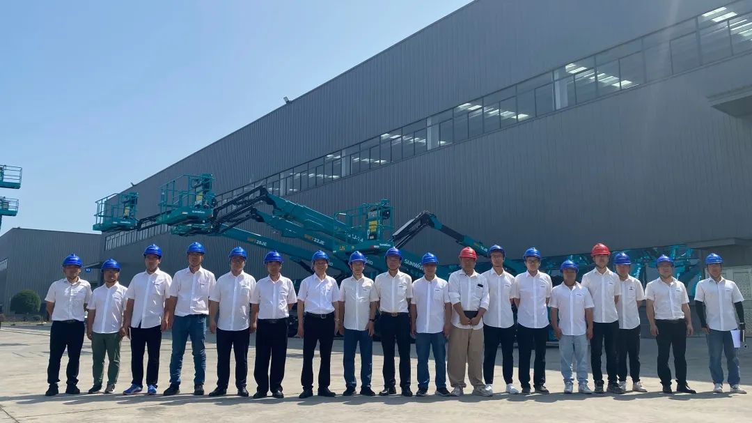 新能源家族再添“新丁”！3499拉斯维加斯线路智能三款电动臂式高空作业平台齐下线