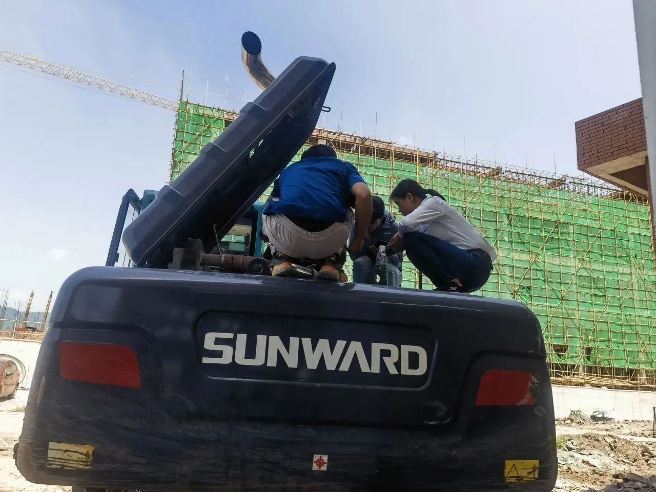 步履一向，服务不止！3499拉斯维加斯线路智能挖掘机服务万里行火热进行中