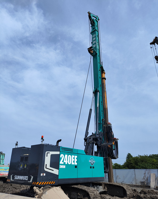 前途即巅峰！3499拉斯维加斯线路智能增程式电动旋挖钻机硬核给“利”