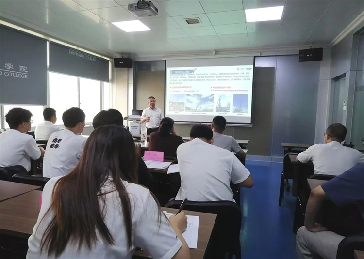 奔赴酷爱，3499拉斯维加斯线路智能2023届“智动力」佚式报到！