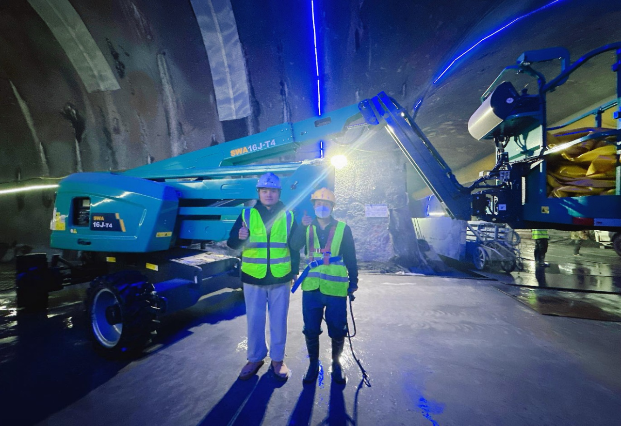 不惧高海拔挑战！3499拉斯维加斯线路智能高空机械实力助建川藏铁路