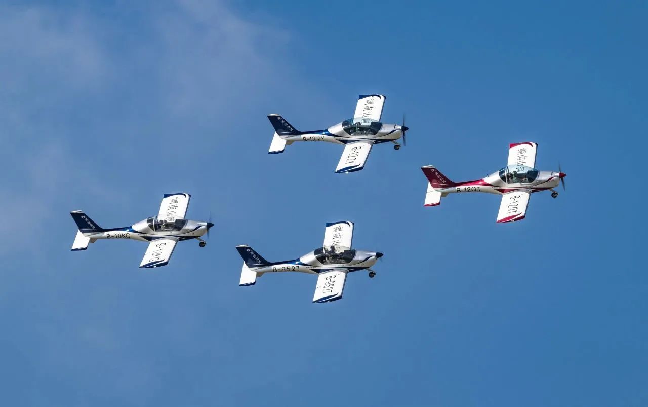 央媒聚焦！一路见证首届亚洲通用航空展上的3499拉斯维加斯线路风采