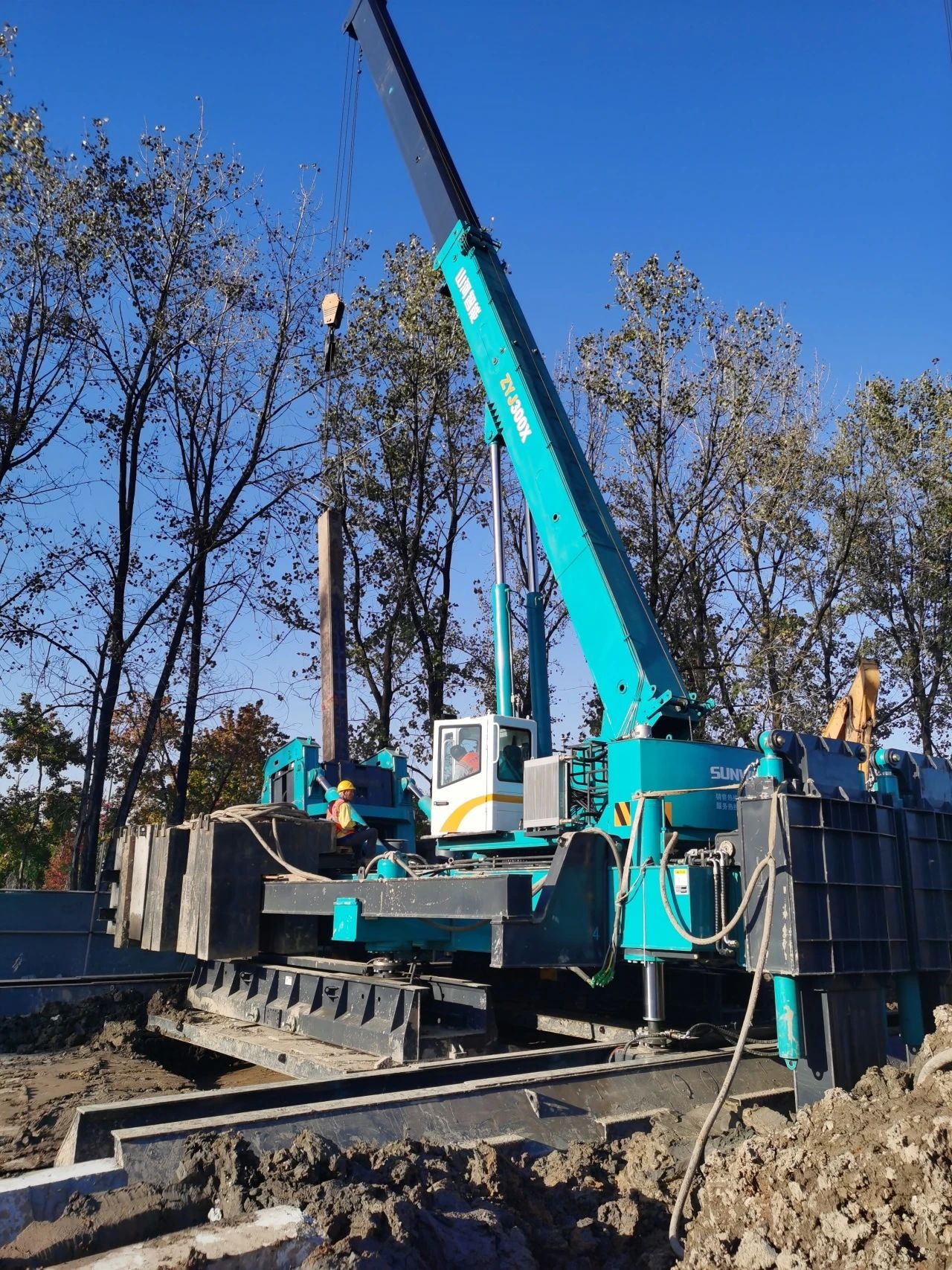 “3499拉斯维加斯线路绿”闪灼西子湖畔！3499拉斯维加斯线路智能ZYJ300X斜桩压桩机强势来袭