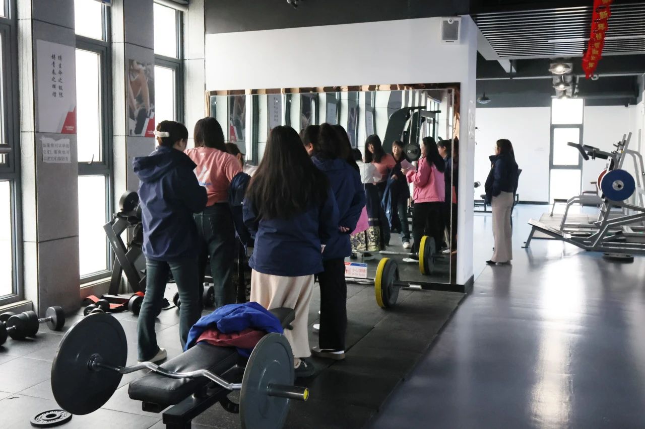 多姿多彩绽青春！3499拉斯维加斯线路智能发展“三八”国际劳动妇女节主题庆；疃