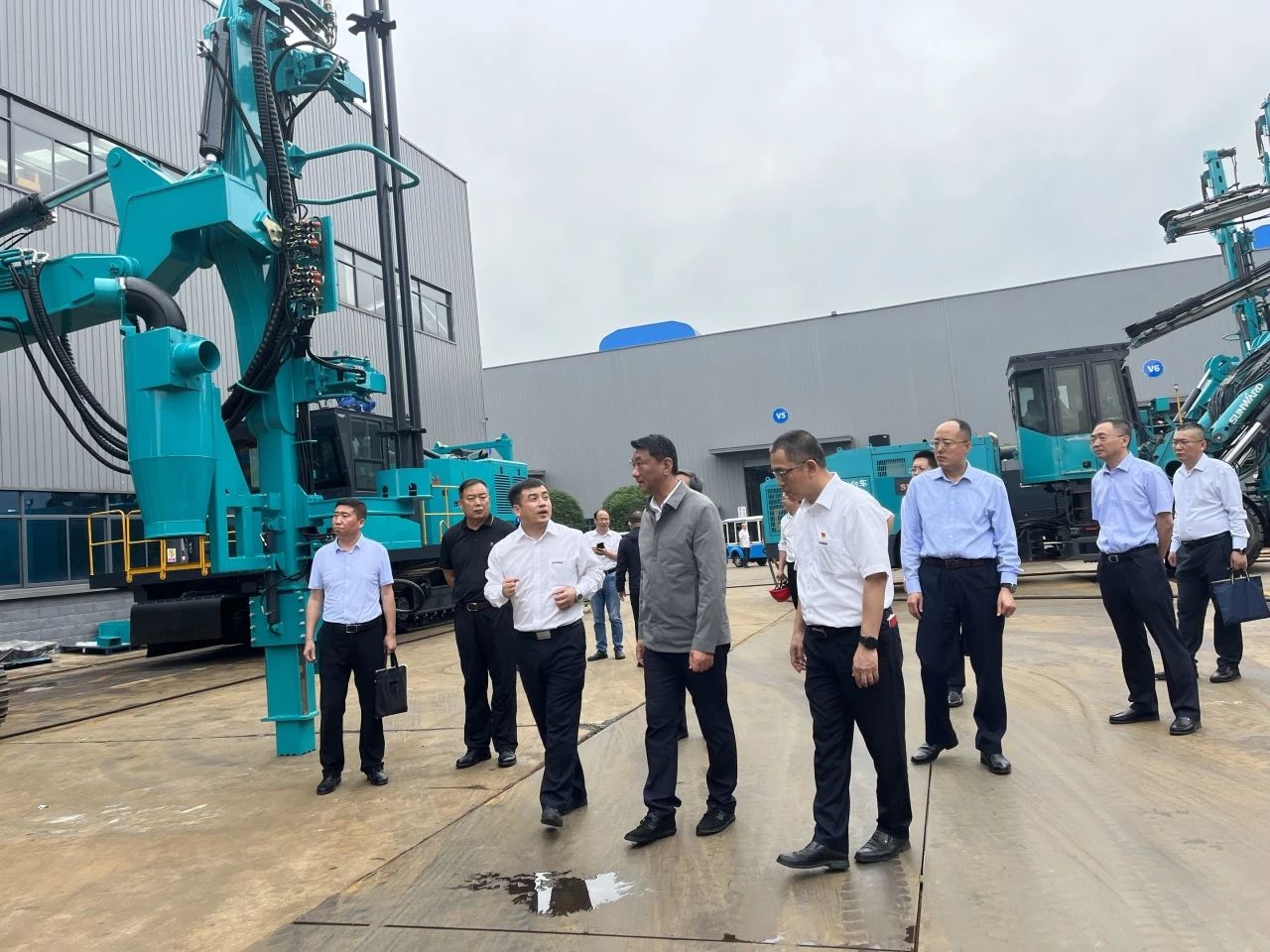 中煤平朔党委书记、董事长陈建一行调研3499拉斯维加斯线路智能