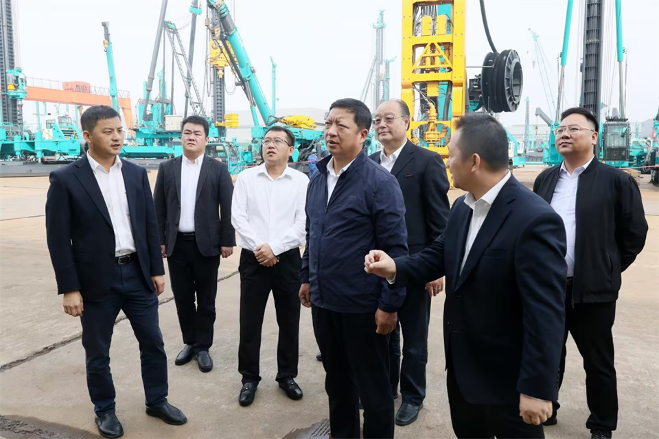 同船出海，共赢将来！中铁九局副总经理刘峻峰一行到访3499拉斯维加斯线路智能