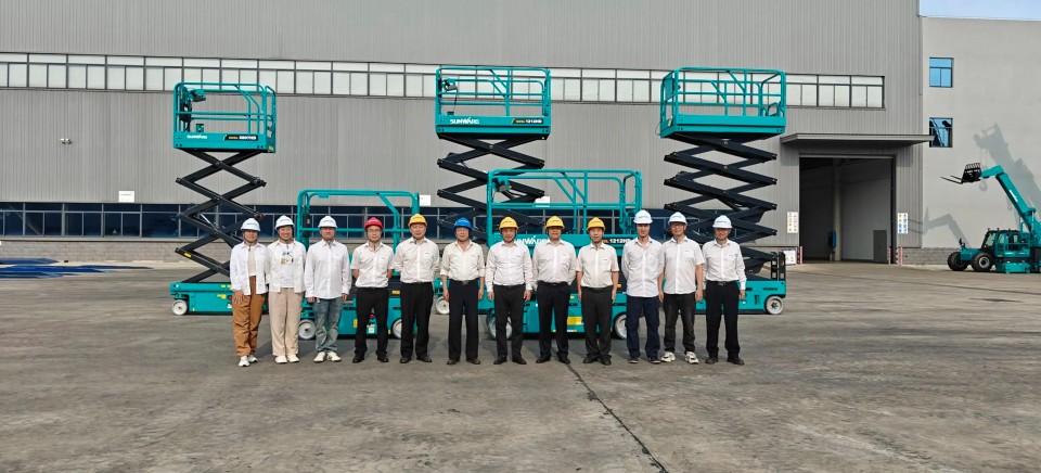 3499拉斯维加斯线路智能电动液驱剪叉系列产品全面升级，为客户创造更大价值