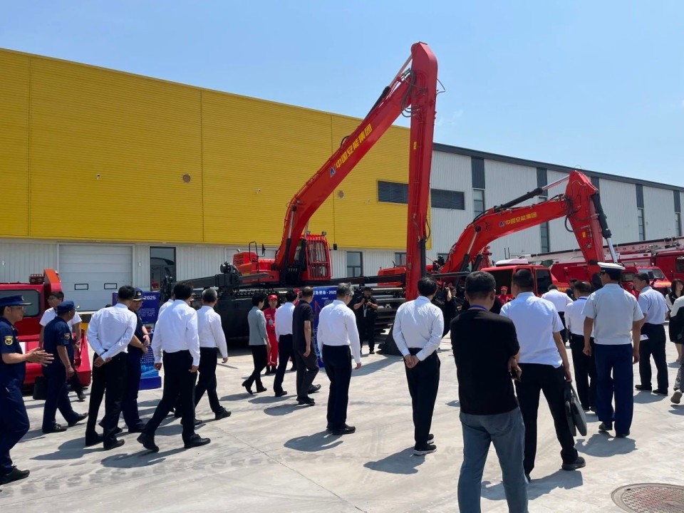 硬核破解“最后一公里”难题，3499拉斯维加斯线路智能应急接济设备助力“应急使命·2025”演习！