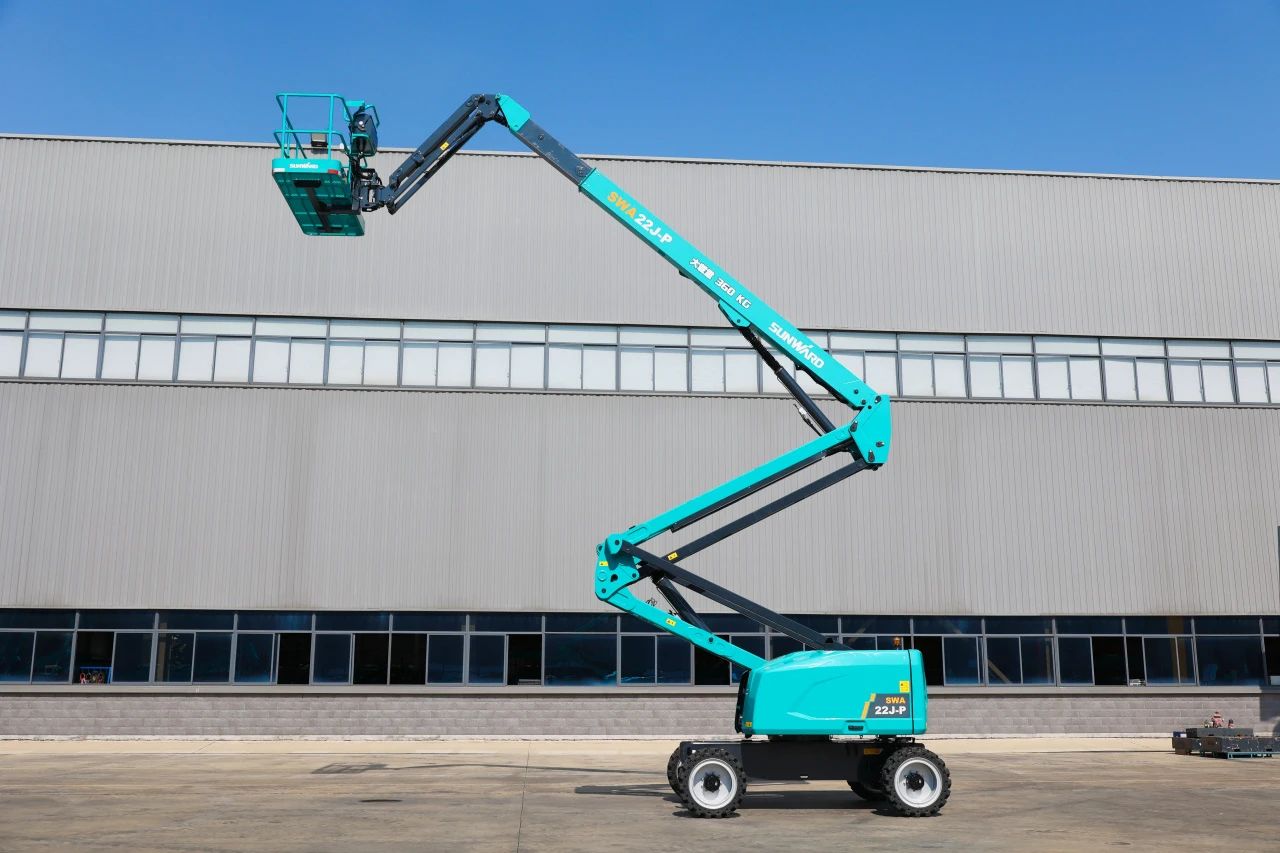 技术新标杆！3499拉斯维加斯线路智能SWA22J-P柴动曲臂式高空作业平台下线！