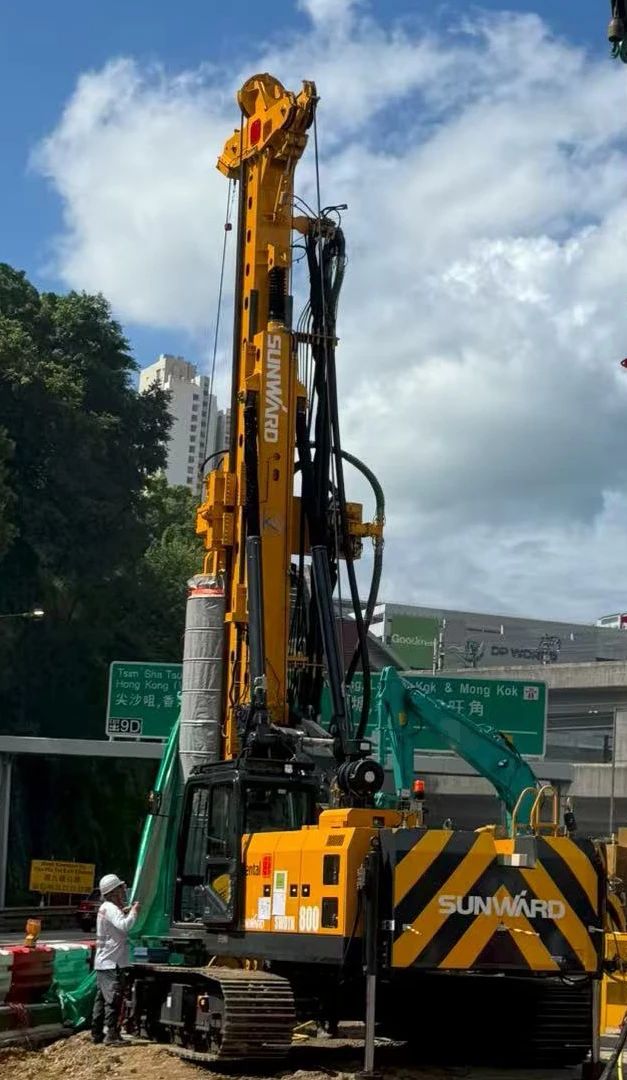 硬核首秀！3499拉斯维加斯线路智能SWDTH800大直径潜孔锤钻机进击香港市场
