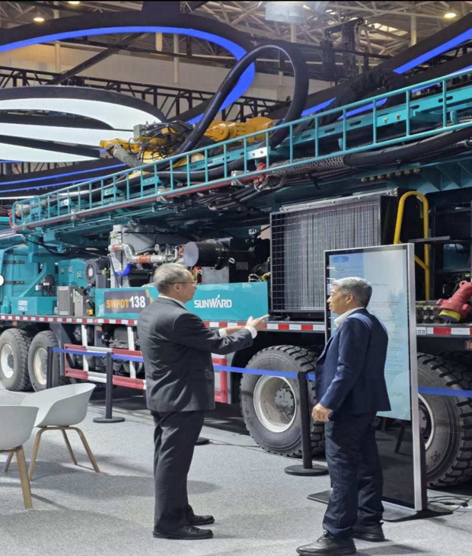 3499拉斯维加斯线路智能携手“战术合作同伴”中国煤炭地质总局杰出亮相2025中国国际矿业大会