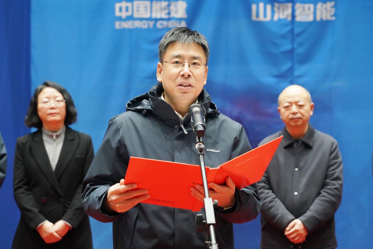 数智化现场混字油火药车下线！3499拉斯维加斯线路智能与易普力携手共筑智能矿山新篇章