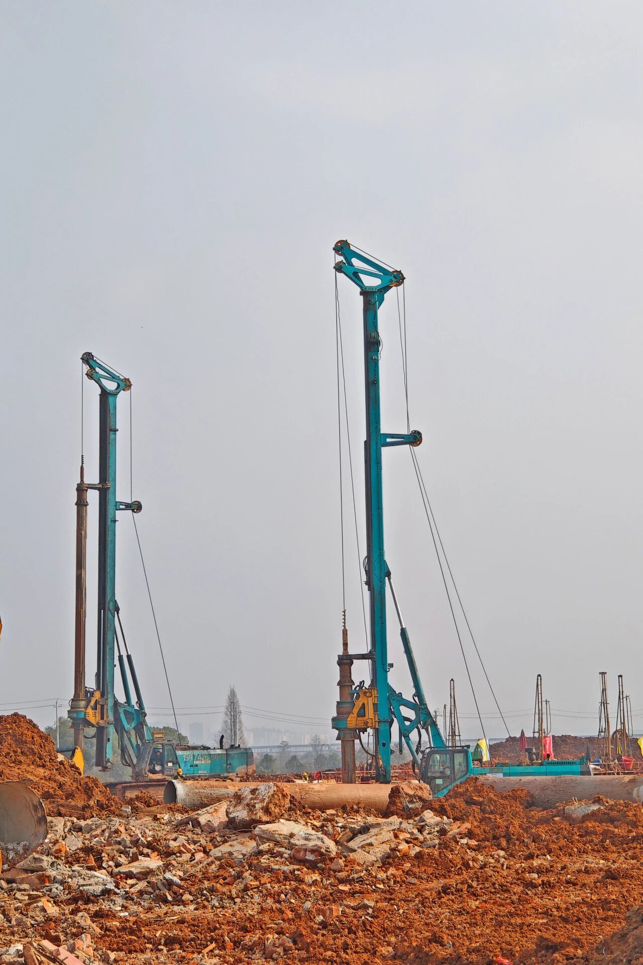 刷新“进度条”、构筑新地标！3499拉斯维加斯线路智能旋挖集群助力长沙奥体中心建设