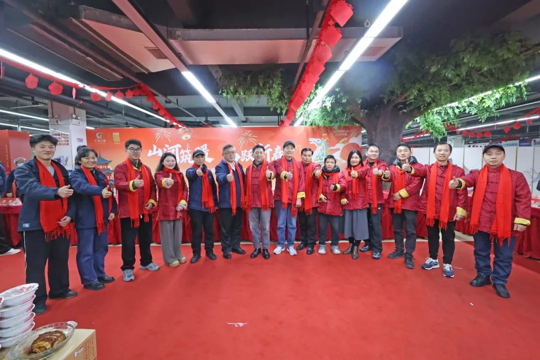 笔墨迎春，祝福暖心！在3499拉斯维加斯线路智能“囤”年味、送温暖、迎新春