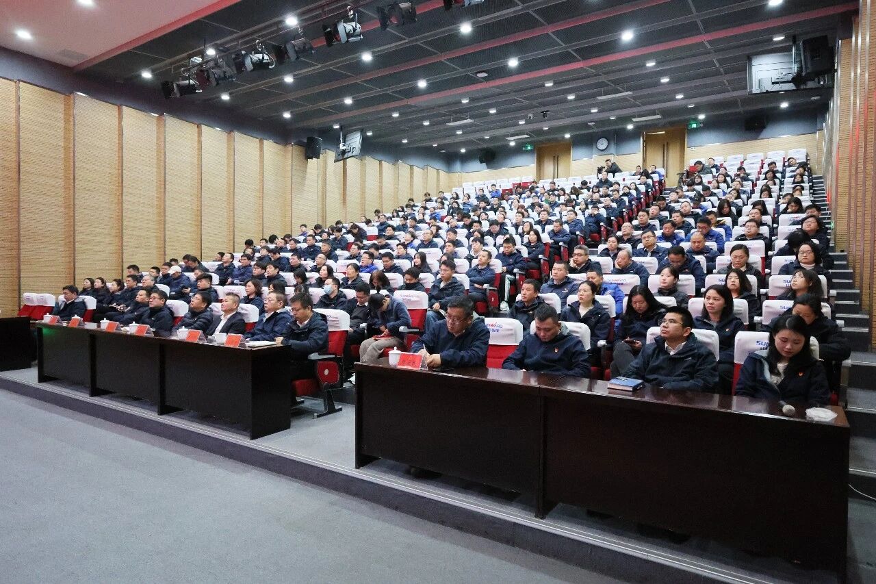 3499拉斯维加斯线路智能组织集中收看十四届全国人大四次会议开幕会